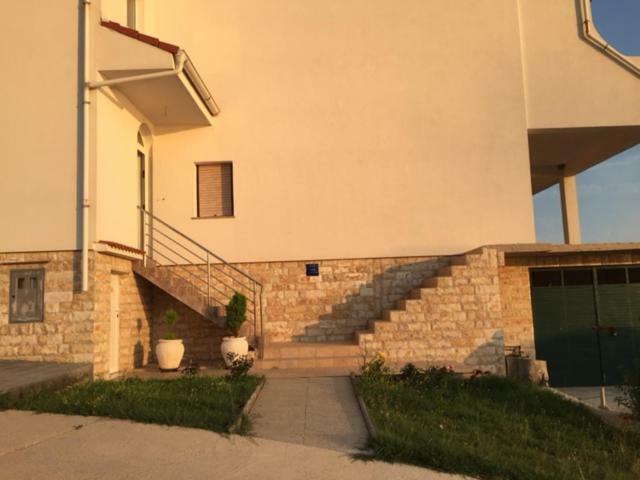 Apartments Isabella - Family Only Kustici Exterior photo